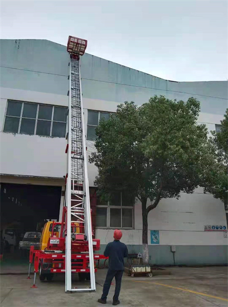 云梯車搬家作業(yè)車廠家